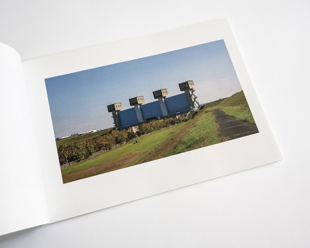 William Eggleston: Mystery of the Ordinary — bookdummypress